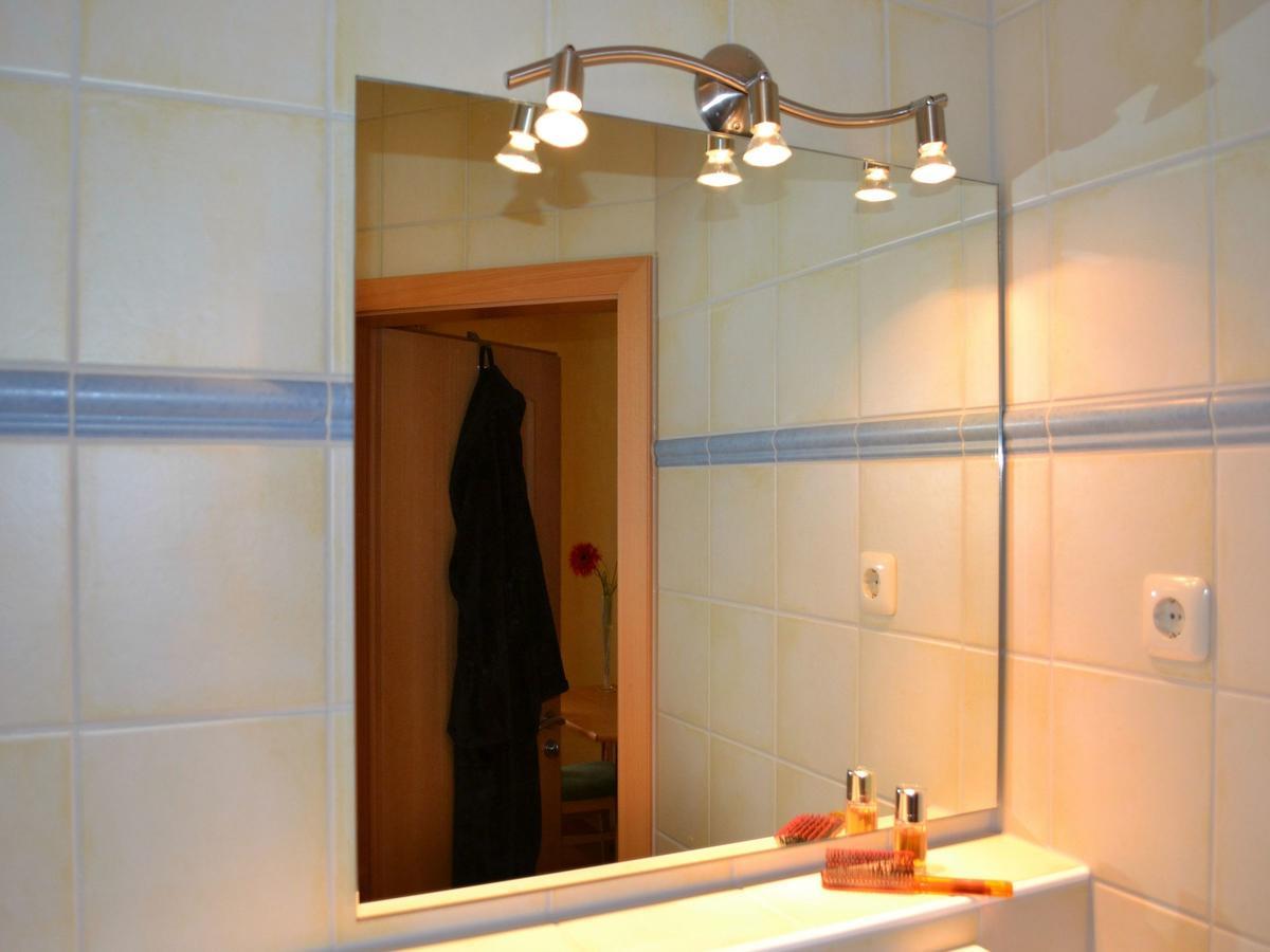 Hotel-Gasthof Rotes Ross Markt Einersheim Esterno foto